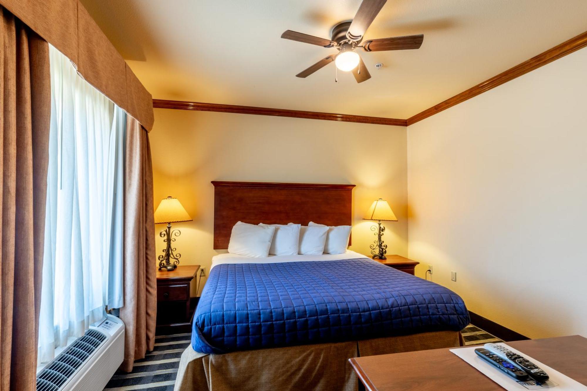 Hotel Texas Hallettsville Exterior photo