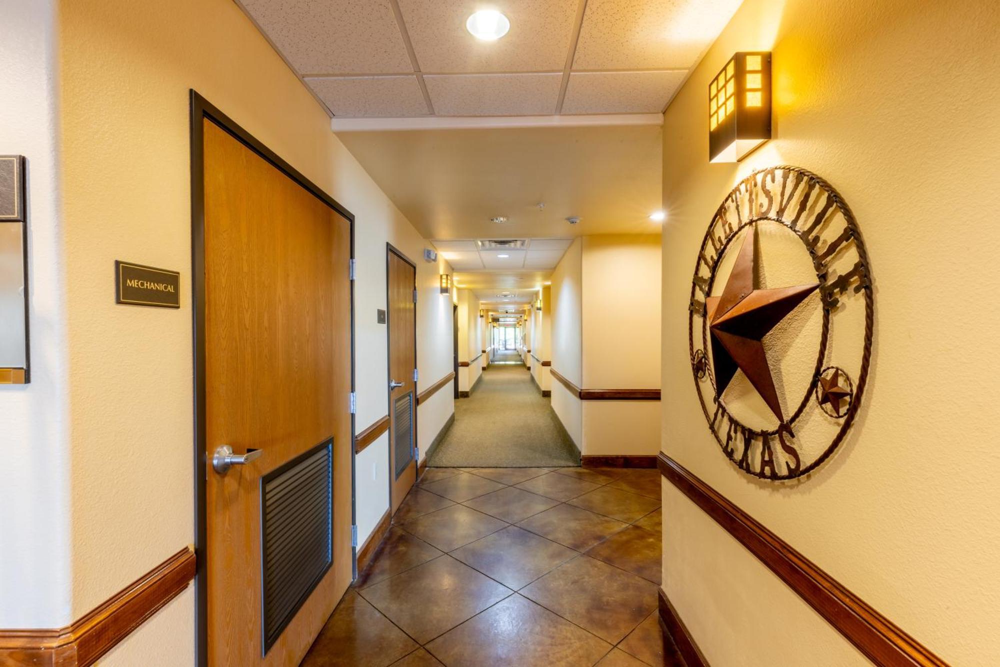 Hotel Texas Hallettsville Exterior photo